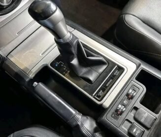 Toyota Land Cruiser – Image 6