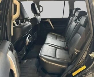 Toyota Land Cruiser – Image 11