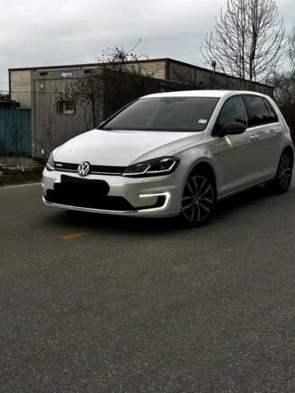 Volkswagen Golf E-golf – Image 13