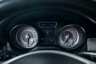 Mercedes-Benz CLA 180 AMG – Image 7