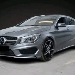 Mercedes-Benz CLA 180 AMG